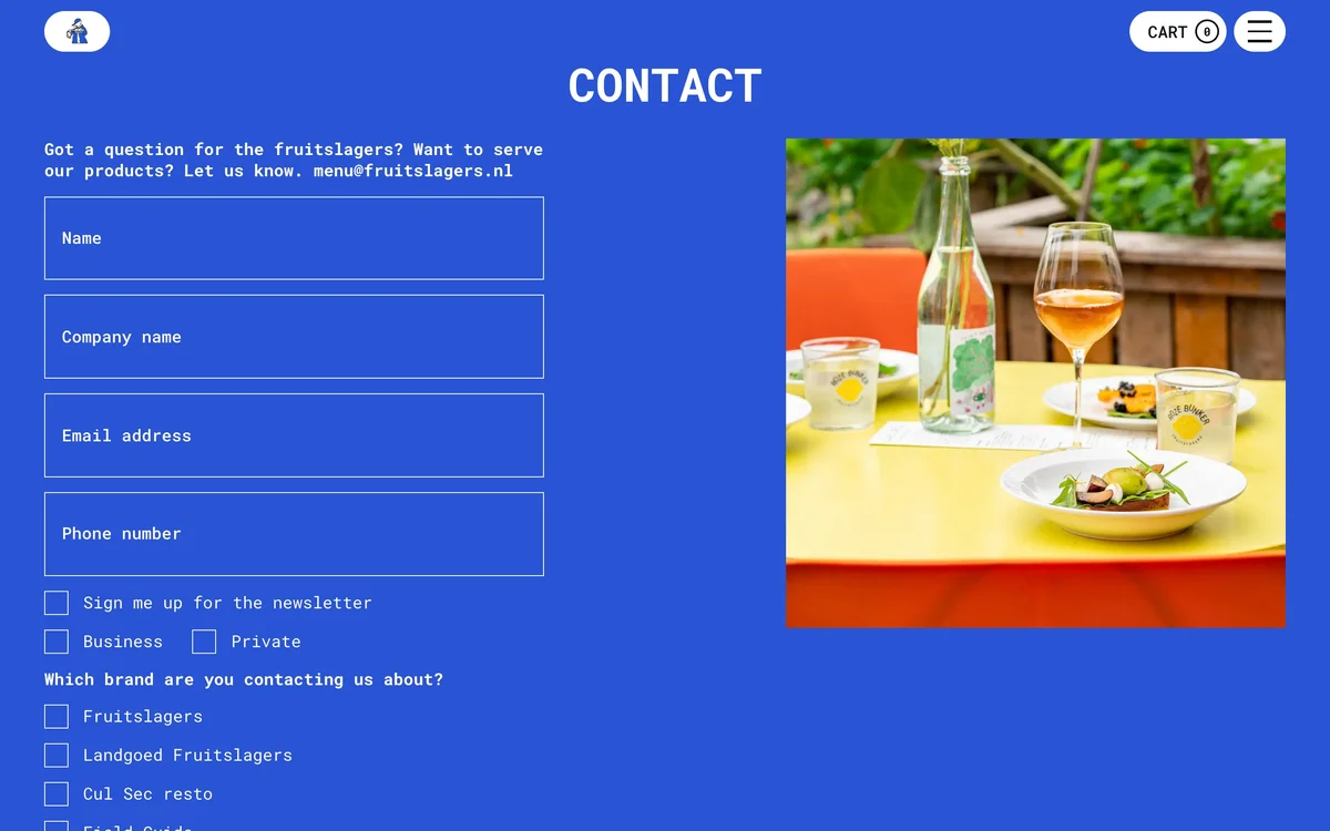 fruitslagers – Blue contact page with a form that asks which brand the message is about